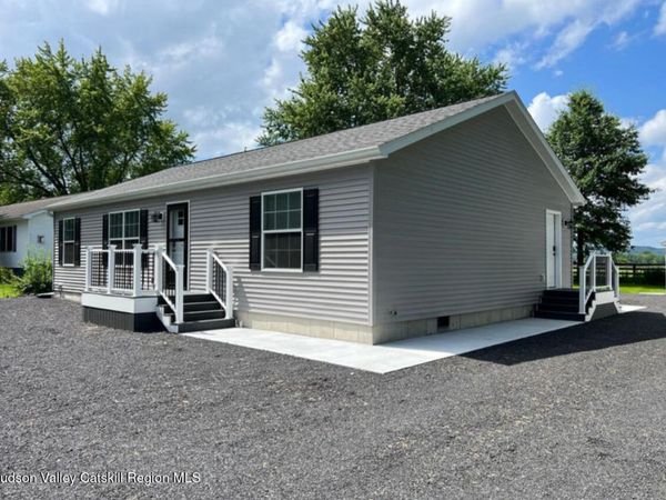 37 Van Dyck Street, Coxsackie, NY 12051