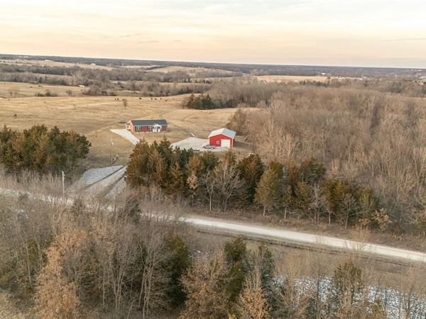 42046 Indiana Lane, Perry, MO 63462