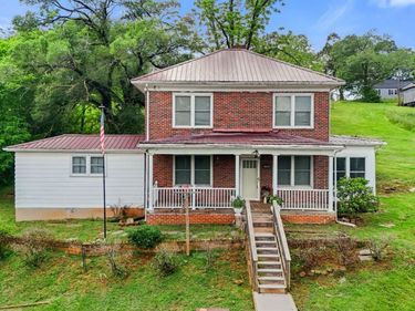 10662 Lee Jackson Hwy., Big Island, VA 24526