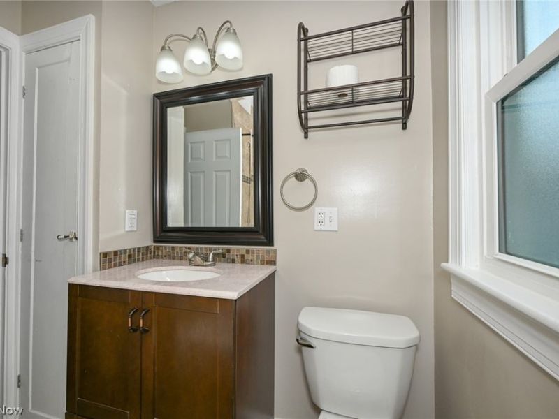 7107 Gerald Avenue, Parma, OH 44129 Photo 29