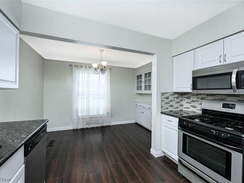 7107 Gerald Avenue, Parma, OH 44129 Photo 6