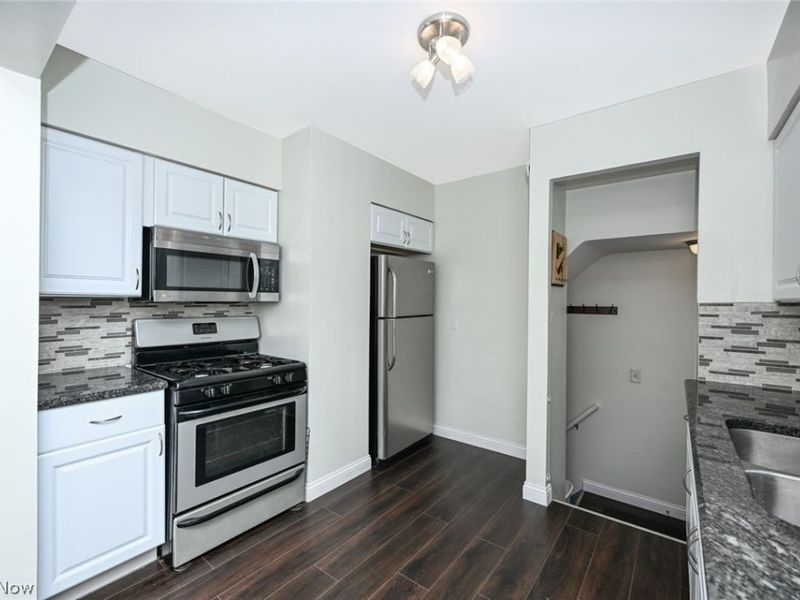 7107 Gerald Avenue, Parma, OH 44129 Photo 8