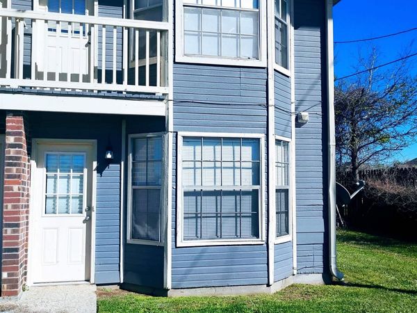 810 Meadow Glen Ave, Unit #D, Zachary, LA 70791