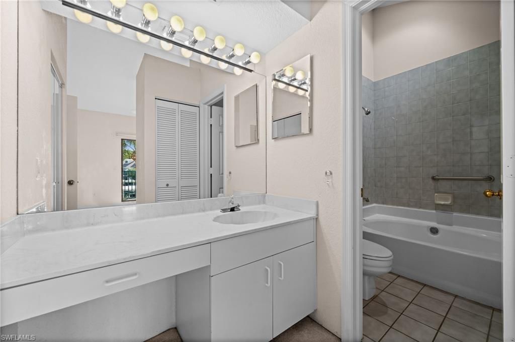 71 Emerald Woods Dr, Unit F2, Naples, FL 34108 Photo