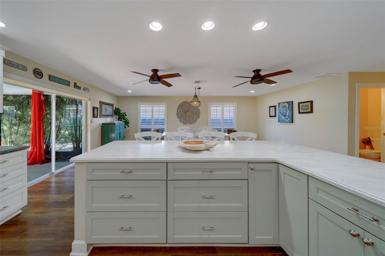 14557 Anchorage Circle, Seminole, FL 33776 Photo