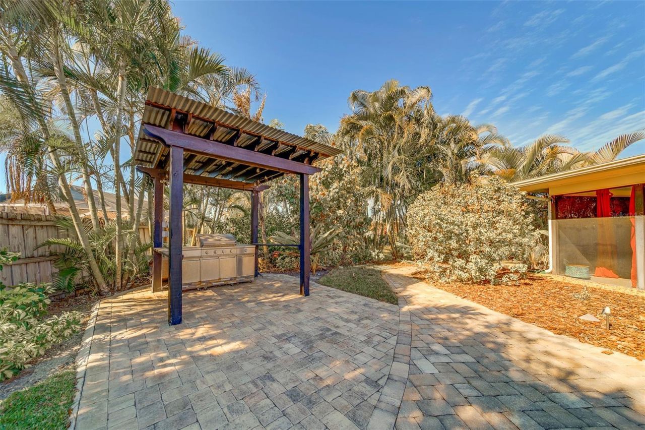 14557 Anchorage Circle, Seminole, FL 33776 Photo