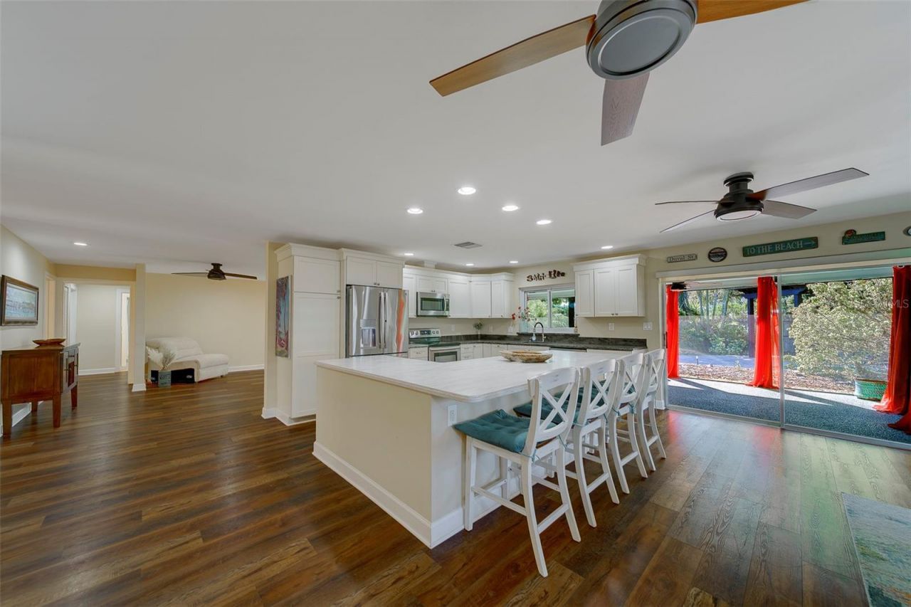 14557 Anchorage Circle, Seminole, FL 33776 Photo