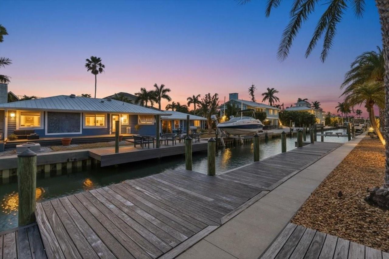 834 Jungle Queen Way, Longboat Key, FL 34228 Photo