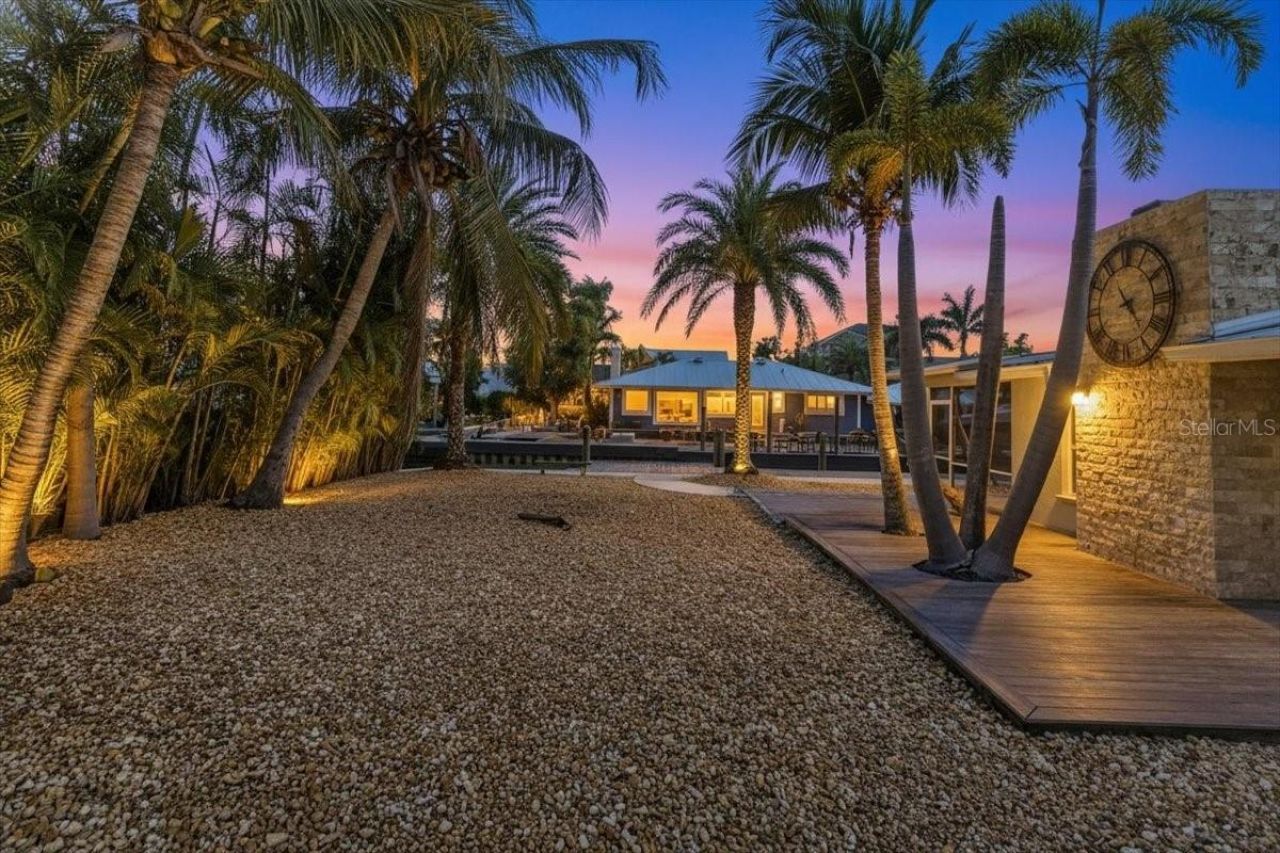 834 Jungle Queen Way, Longboat Key, FL 34228 Photo