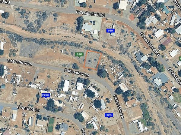 17302 E MEADOW Lane, Unit 557, Mayer, AZ 86333