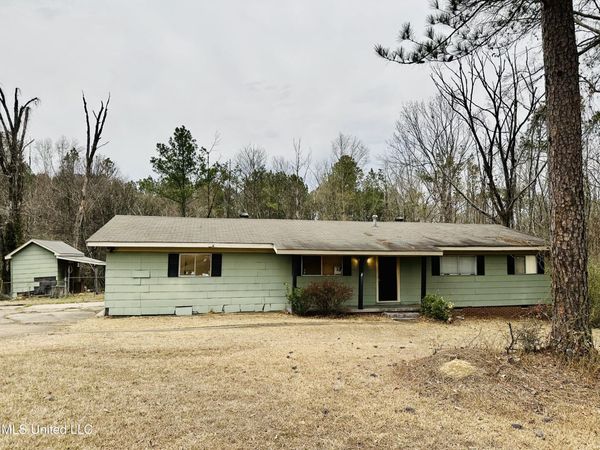 1244 Cooper Road, Jackson, MS 39212