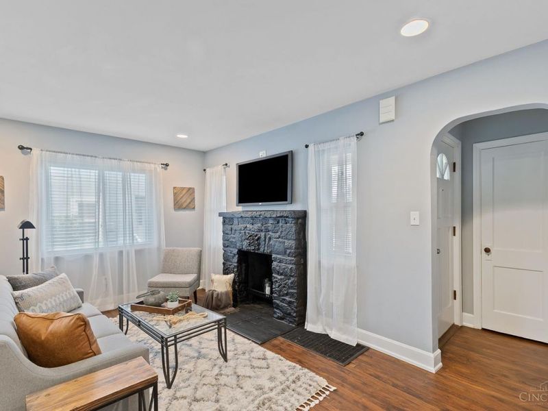 8345 Cherry Lane, Anderson Twp, OH 45255 Photo 4