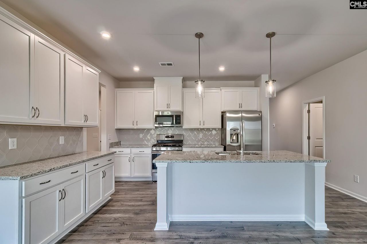 1710 Sweet Meadow Court  Photo 8