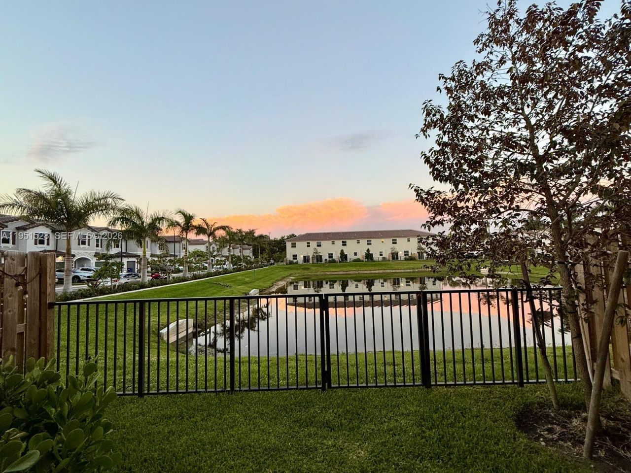 5544 NW 27th Pl, Lauderhill, FL 33313 Photo
