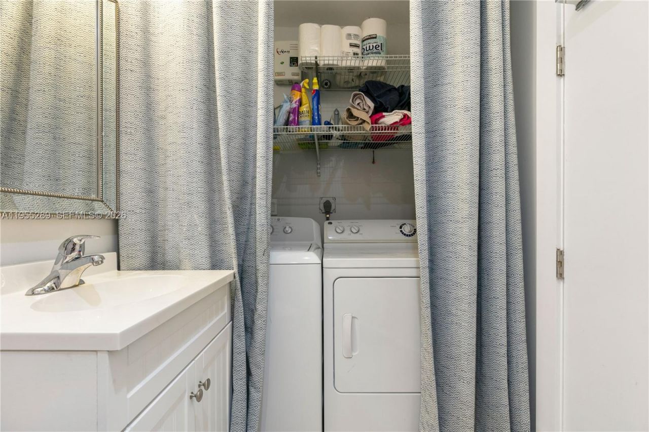 9981 SW 13th Ter, Miami, FL 33174 Photo