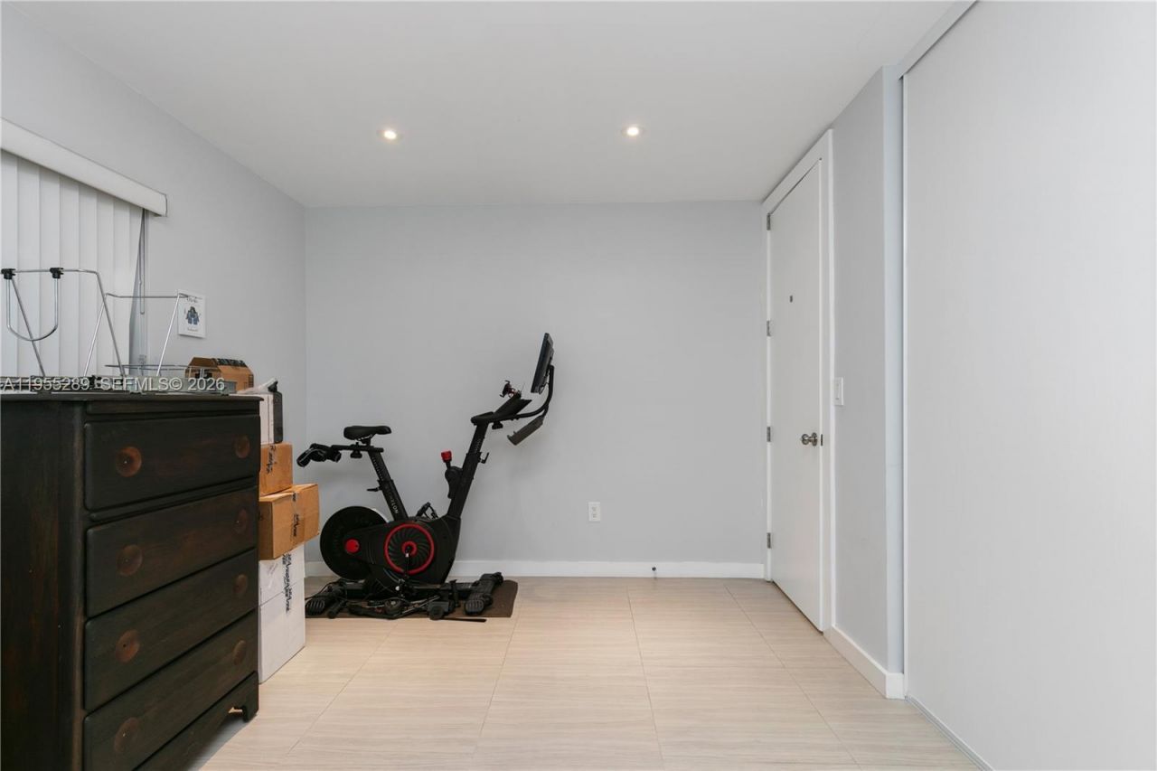 9981 SW 13th Ter, Miami, FL 33174 Photo