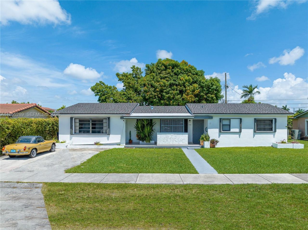 9981 SW 13th Ter, Miami, FL 33174 Photo