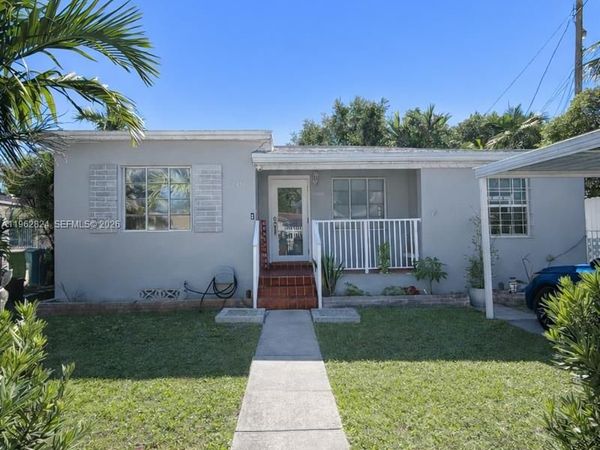2460 NW 33rd St , Miami, FL 33142