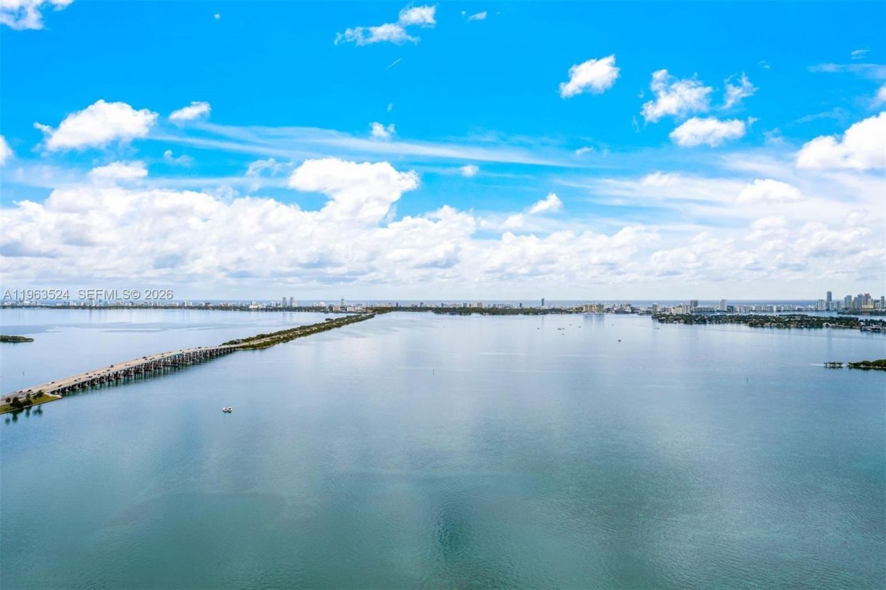 480 NE 31st St, Unit 4002, Miami, FL 33137 Photo