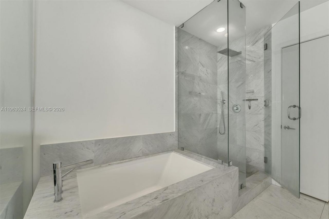 480 NE 31st St, Unit 4002, Miami, FL 33137 Photo