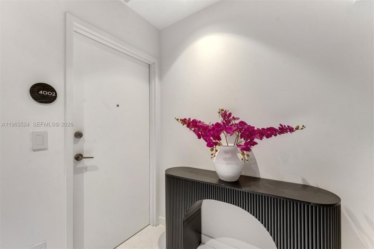 480 NE 31st St, Unit 4002, Miami, FL 33137 Photo