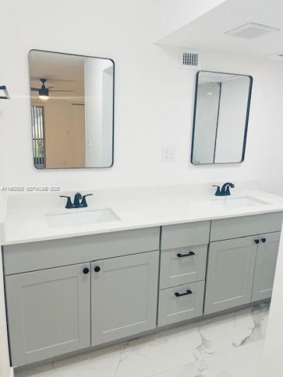 5860 NW 44th St, Unit 105, Lauderhill, FL 33319 Photo