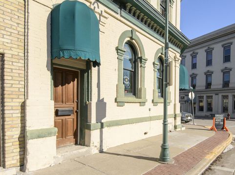 Main Photo