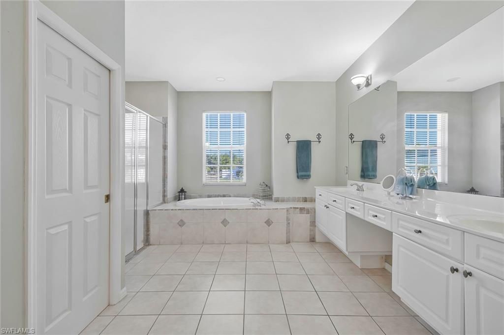 3830 SW 15th Pl, Cape Coral, FL 33914 Photo