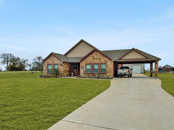 231 Orduna Street, Trenton, TX 75490