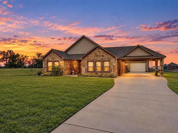 231 Orduna Street, Trenton, TX 75490