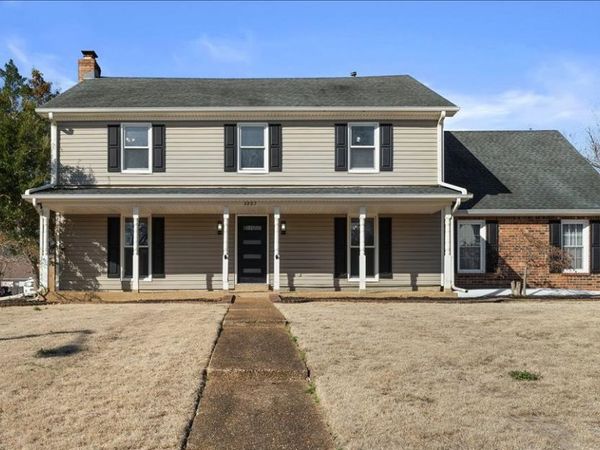 2887 MIKEYAIR DR, Germantown, TN 38138