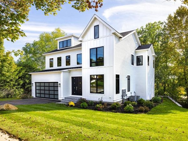 1230 Commonwealth Ave, Newton, MA 02465