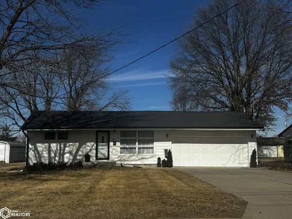 425 E Ayers Street, Osceola, IA 50213