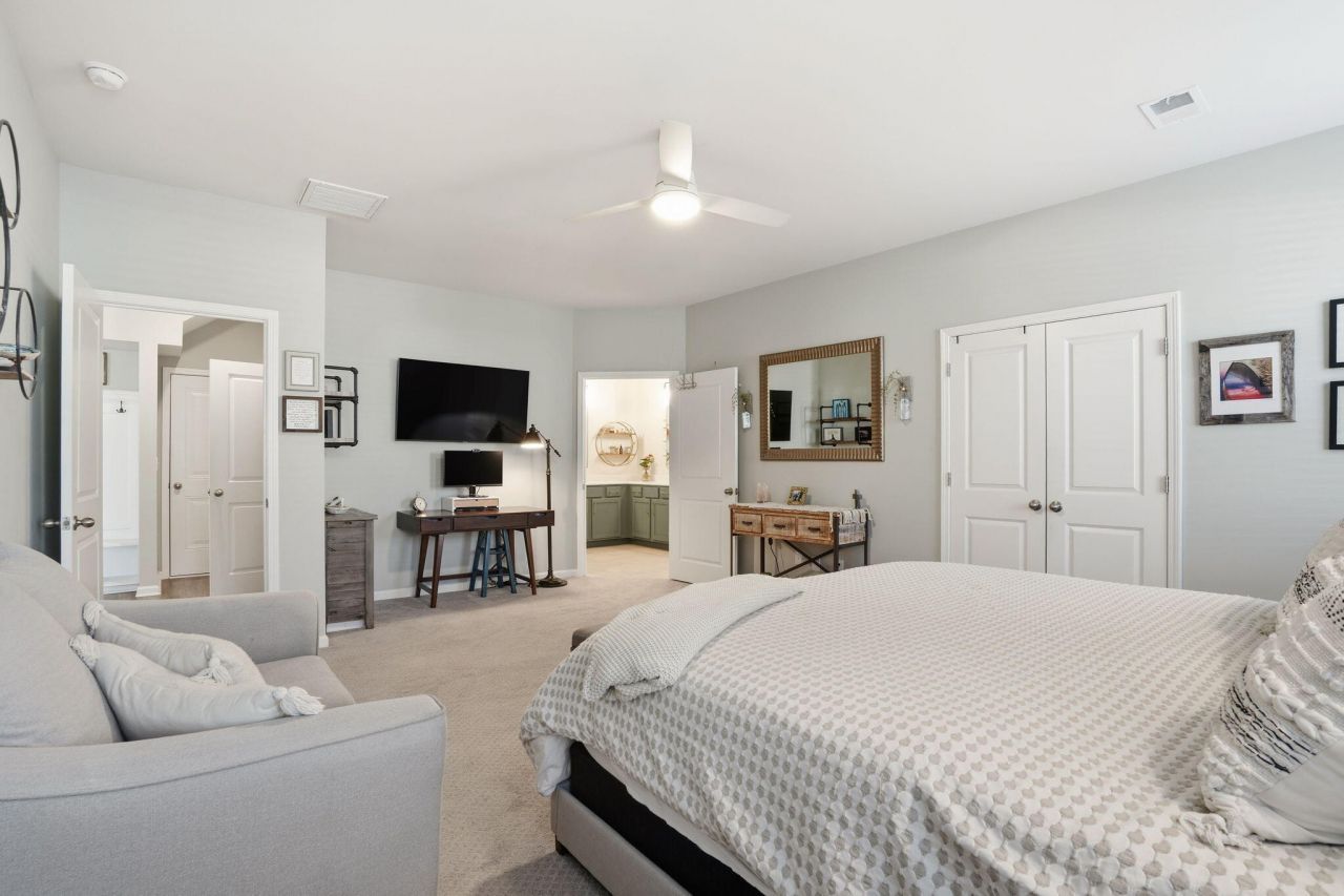 711 Kilarney Road Photo 22