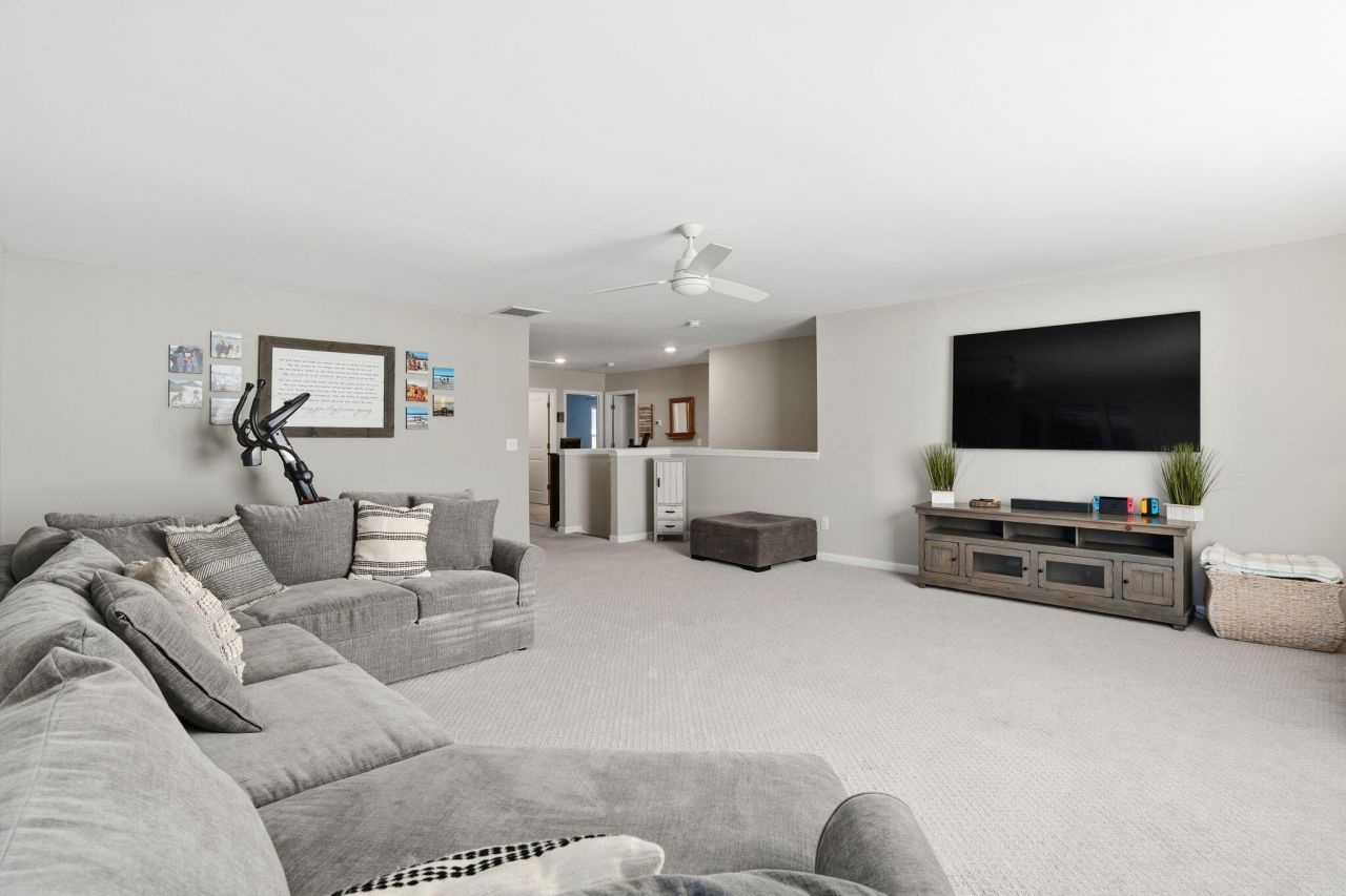 711 Kilarney Road Photo 30