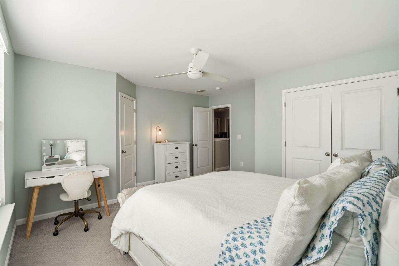 711 Kilarney Road Photo 33