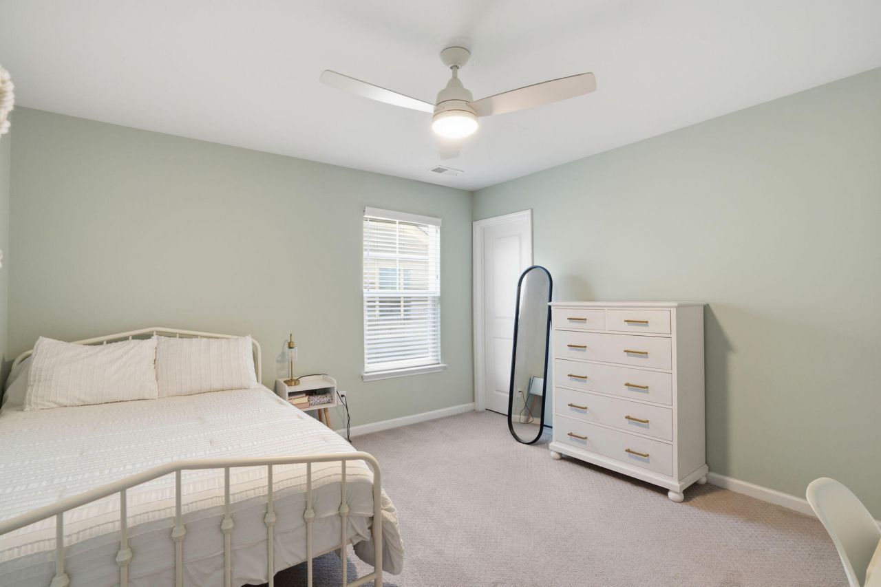 711 Kilarney Road Photo 42