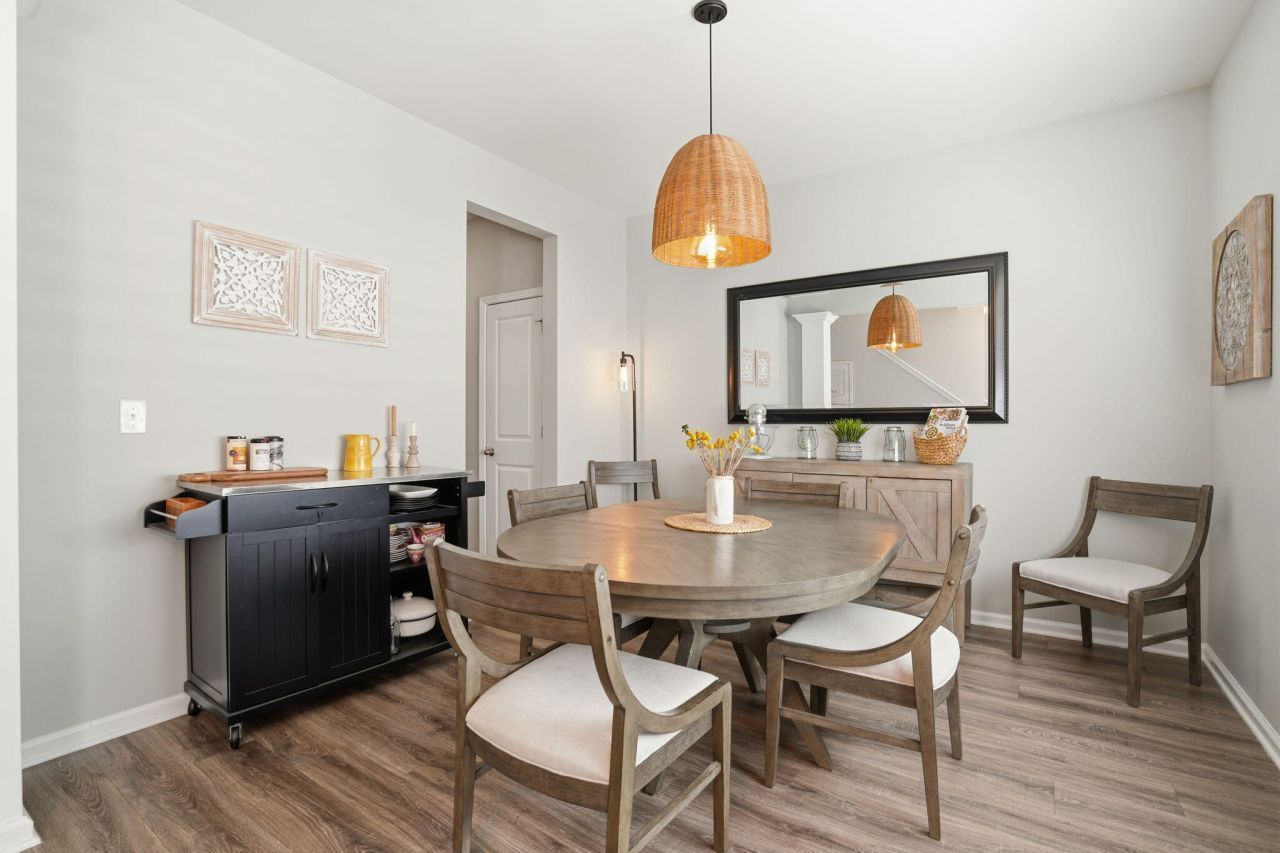 711 Kilarney Road Photo 5