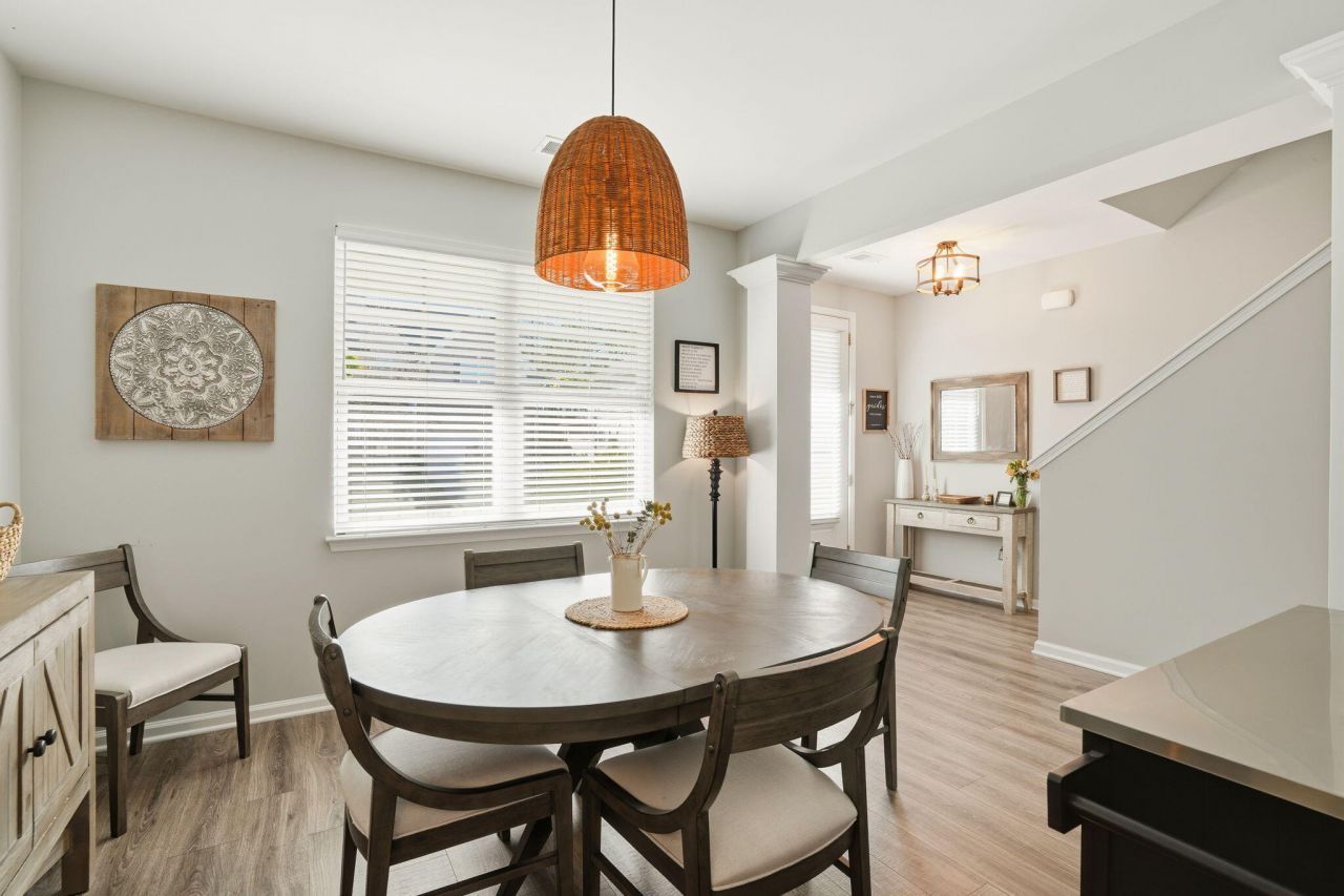 711 Kilarney Road Photo 6