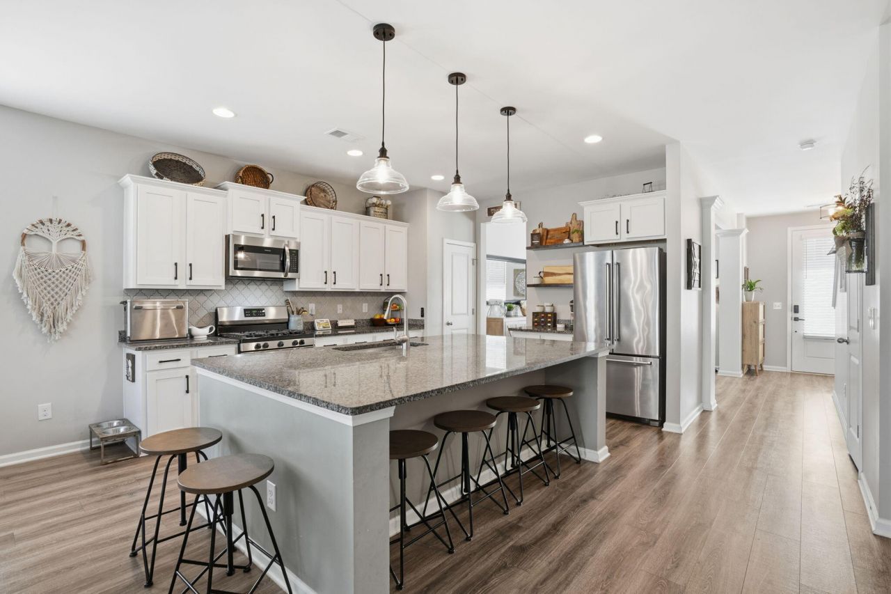 711 Kilarney Road Photo 9