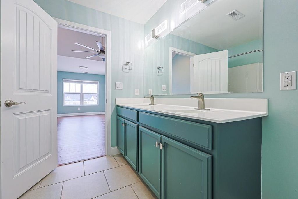 3300 Holly Loop Photo 14