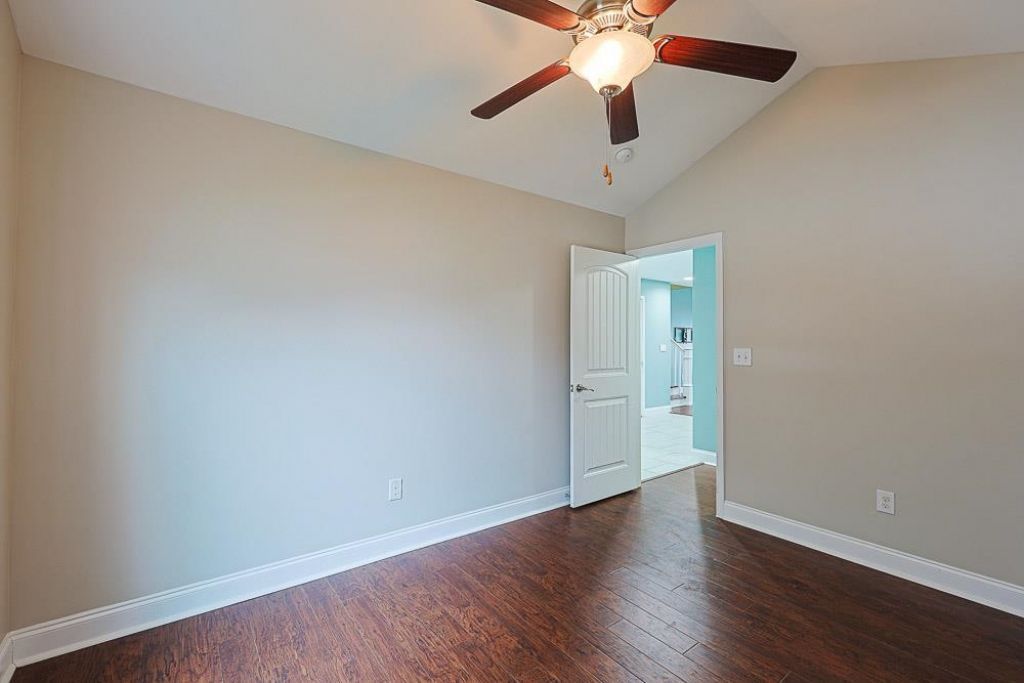 3300 Holly Loop Photo 23