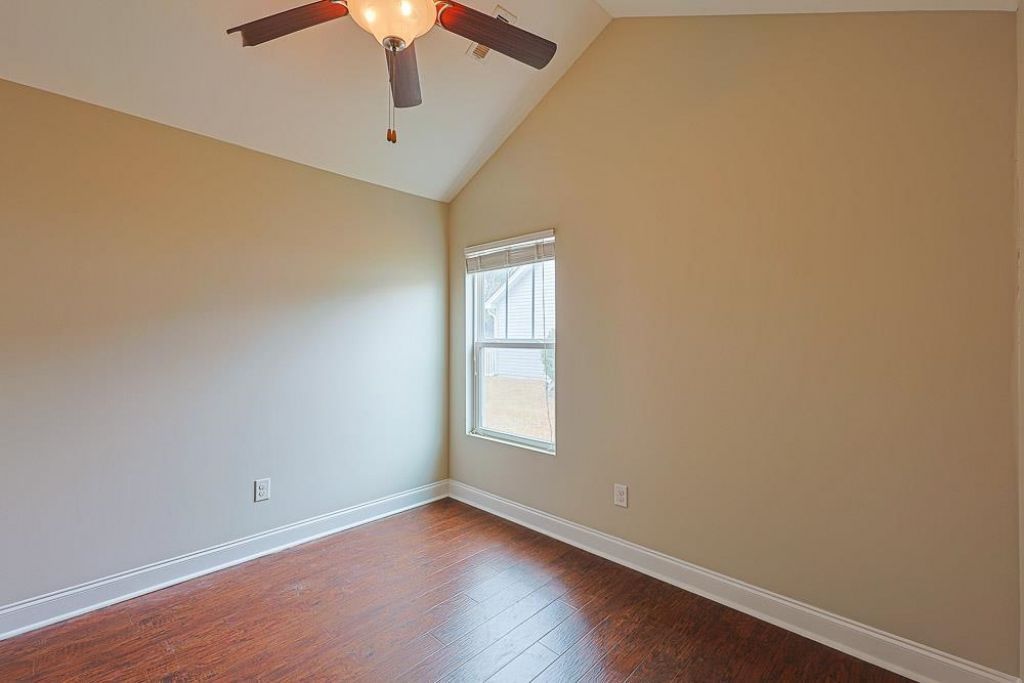 3300 Holly Loop Photo 24