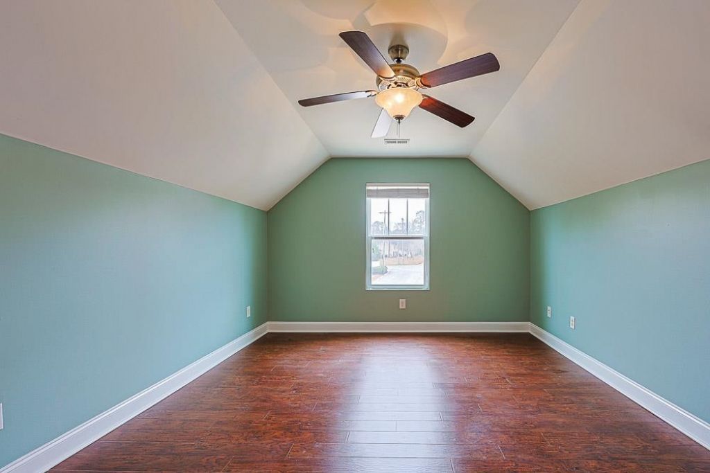 3300 Holly Loop Photo 26