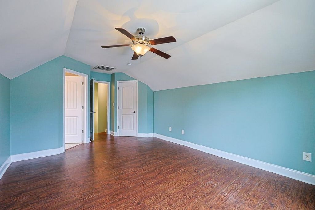 3300 Holly Loop Photo 27