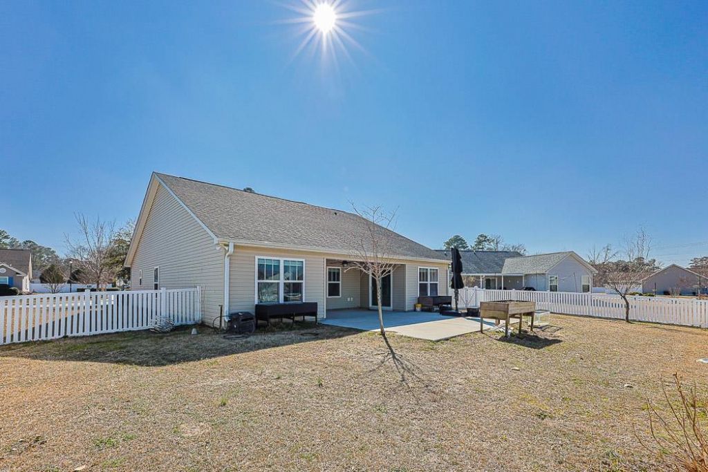 3300 Holly Loop Photo 33