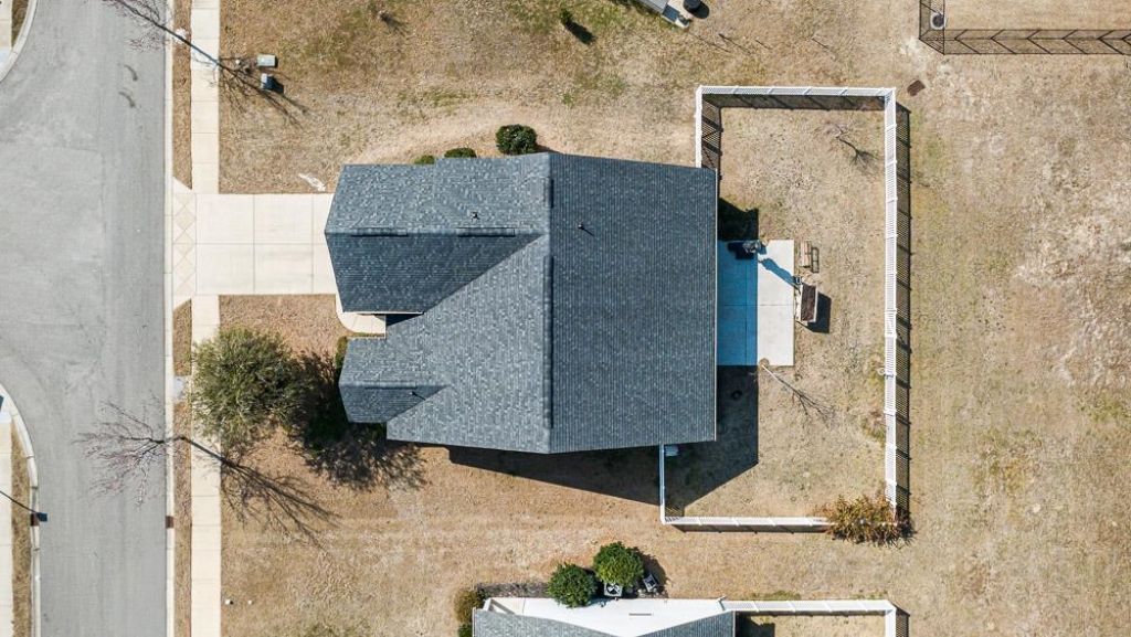 3300 Holly Loop Photo 40