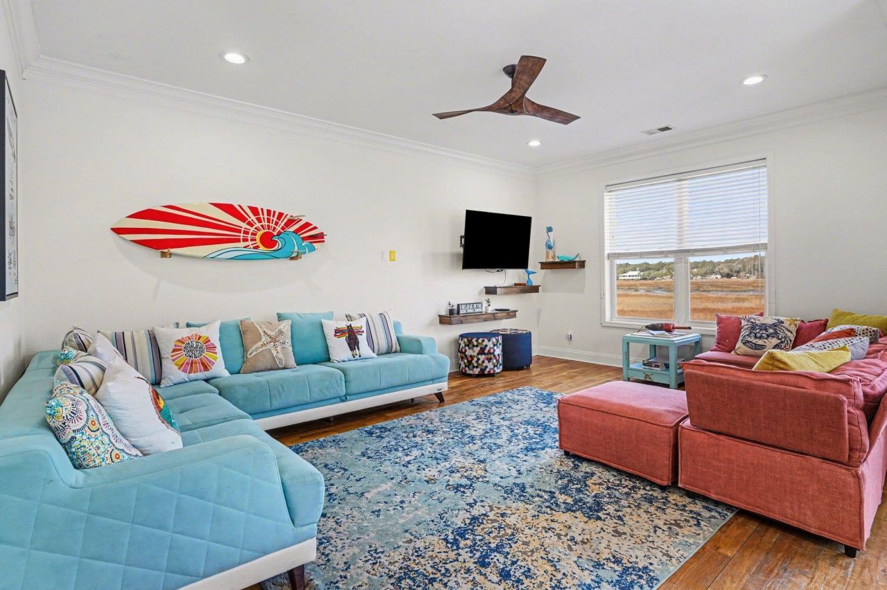 225b Dogwood Dr. N  Photo 4