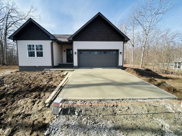 304 Georgee Rd, Jamestown, TN 38556