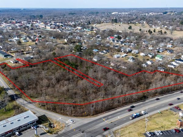 0 Henslee Dr Spring St , Dickson, TN 37055